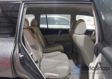 2010 Toyota Highlander z USA, uszkodzony, nr VIN 5TDZA3EH6AS005397